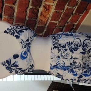 Women's beach top and pants. Blue black and light blue print top and pants